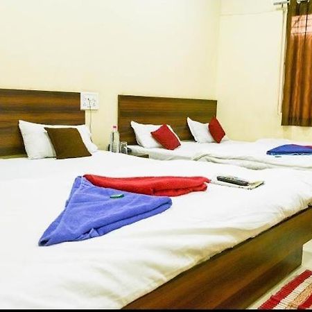 Hotel Bholenath Удджайн Екстер'єр фото